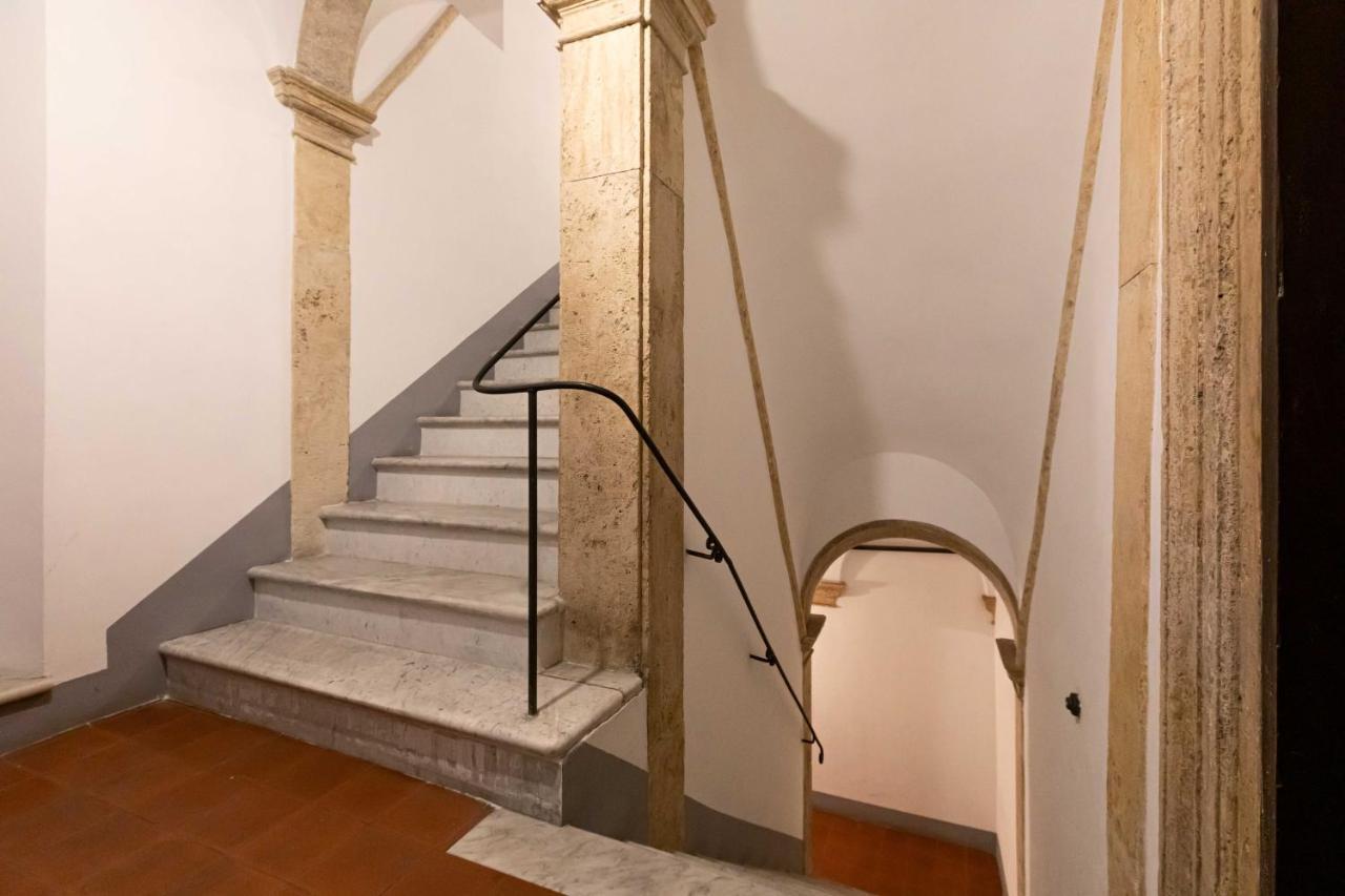 Toniolo Two Bedroom Two Bath Рим Экстерьер фото