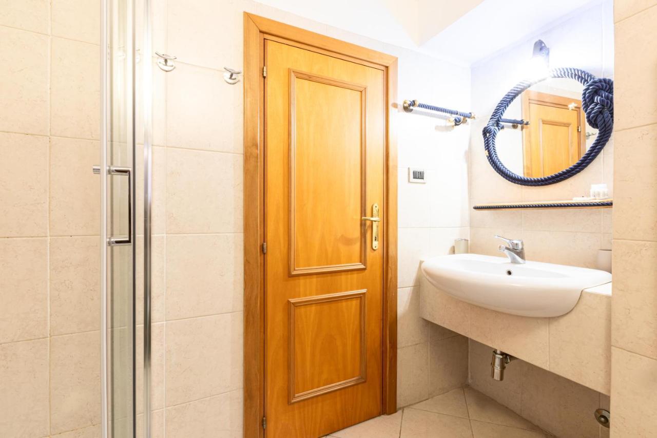 Toniolo Two Bedroom Two Bath Рим Экстерьер фото